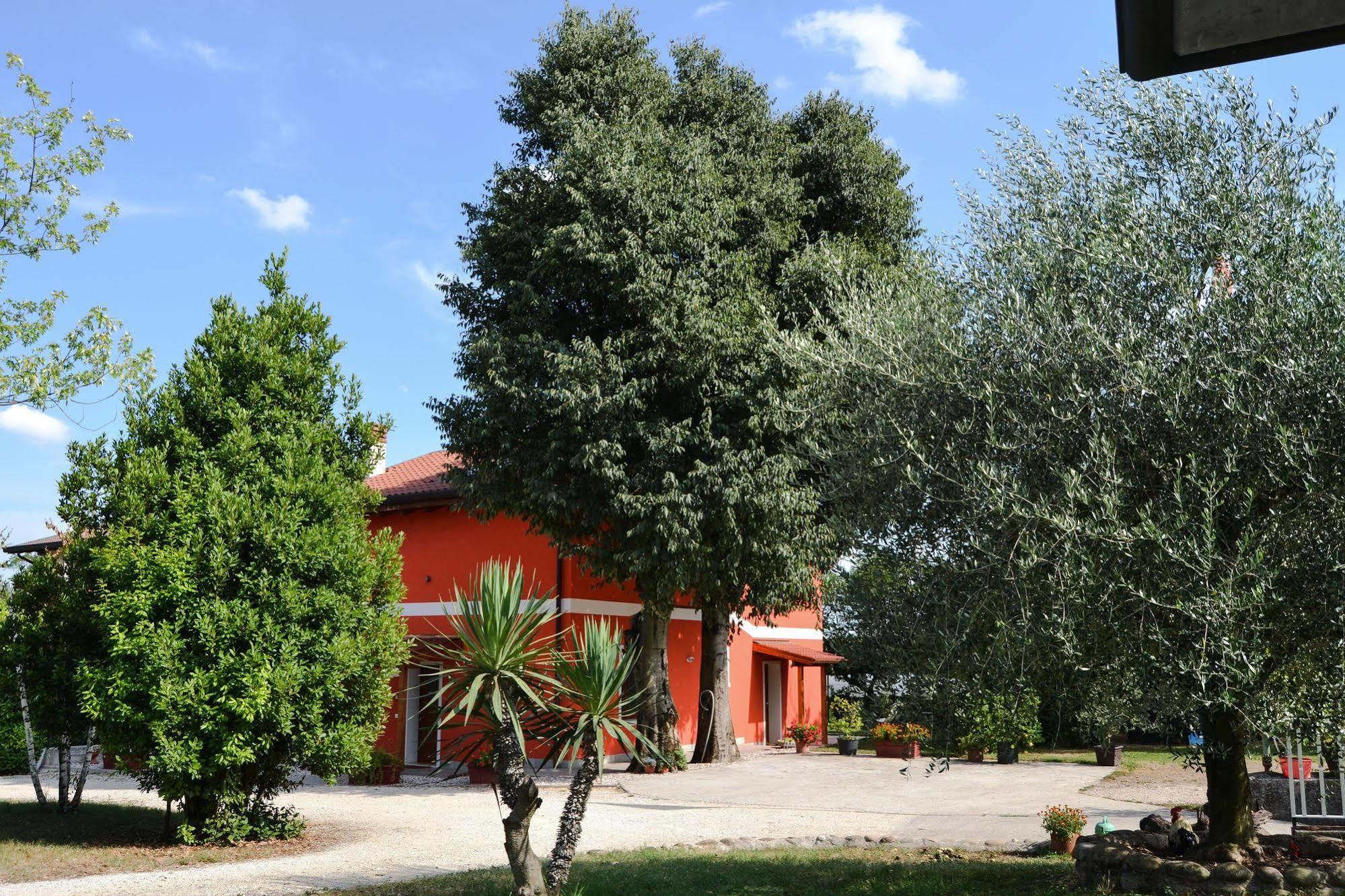 Agriturismo Ca' La Pergola Lugagnano Exterior photo
